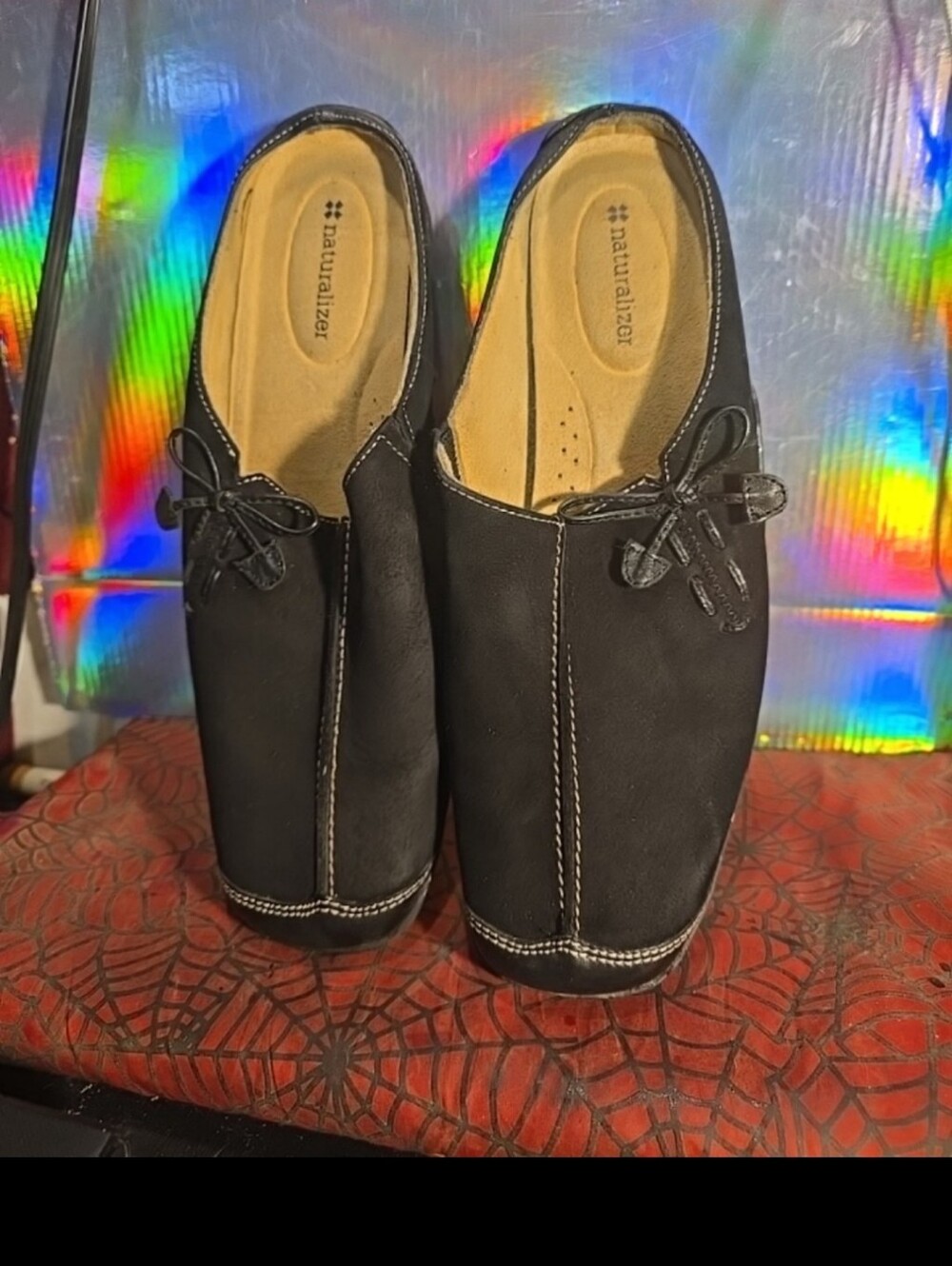 060526 Women's Slip On Shoes From Naturalizer, Size 11N, Great Shape! Box 22Y